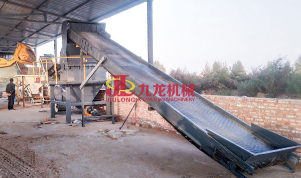 锯末粉碎机将废木树枝粉碎机厂家料的价值充分发挥